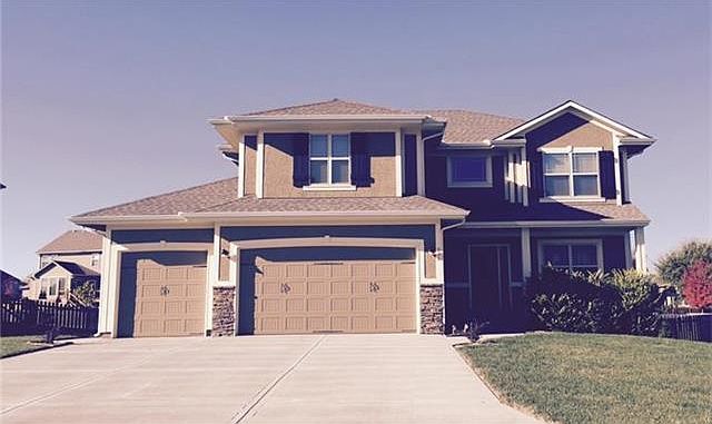 1st image of 508 NE Woodpark Ln