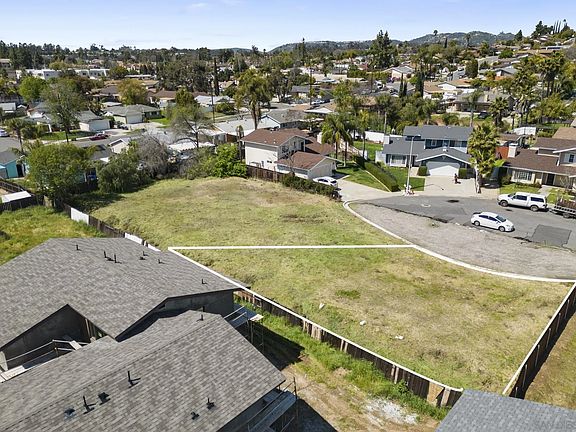 5th image of 401 Pear Blossom Pl #2