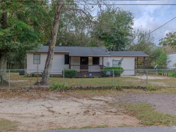 825 Booker Ave, Cantonment, FL 32533