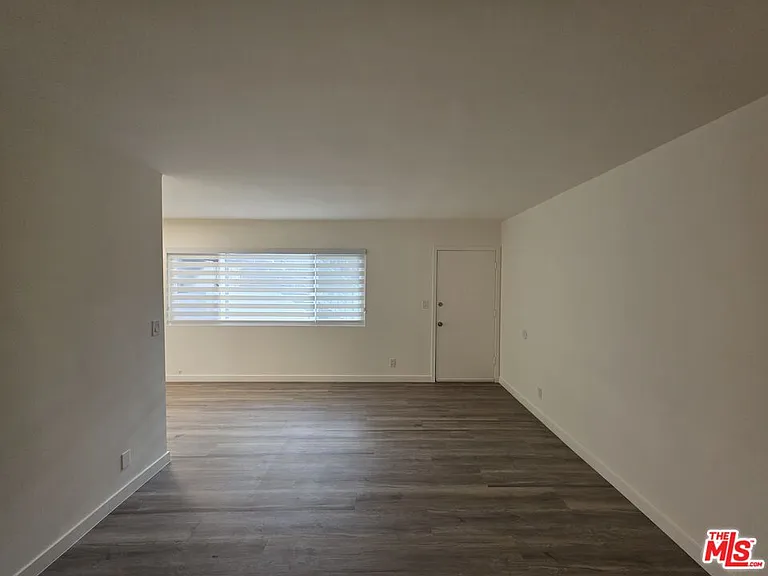 1433 Brockton Ave #4 — Photo 14
