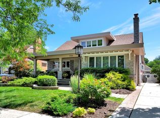 9735 S Ridgeway Ave, Evergreen Park, IL 60805