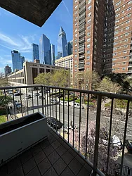 Rented by KNOCKKNOCK LLC