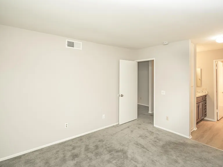 8538 Summerdale Rd #106 — Photo 10