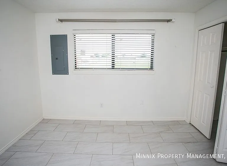 5321 121st St — Photo 26