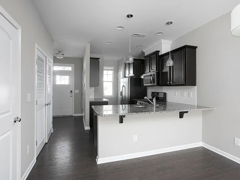129 Churment Ct — Photo 2