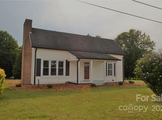 7444 State Highway 90 Hwy E, Stony Pt, NC 28678