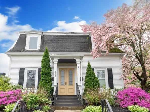 108 Franklin St Floor 2, Melrose, MA 02176