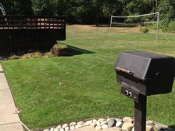 2nd image of 2207 Lamont Ave NW