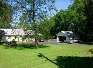 4745 Rockefeller Rd, Auburn, NY 13021