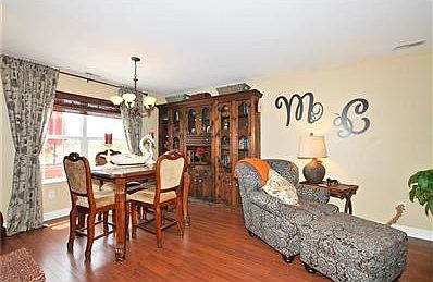 5th image of 7689 Dixon Ct