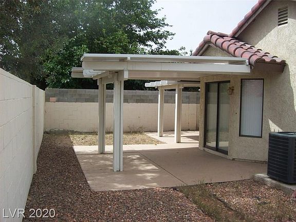 2nd image of 3966 Avocado Dr