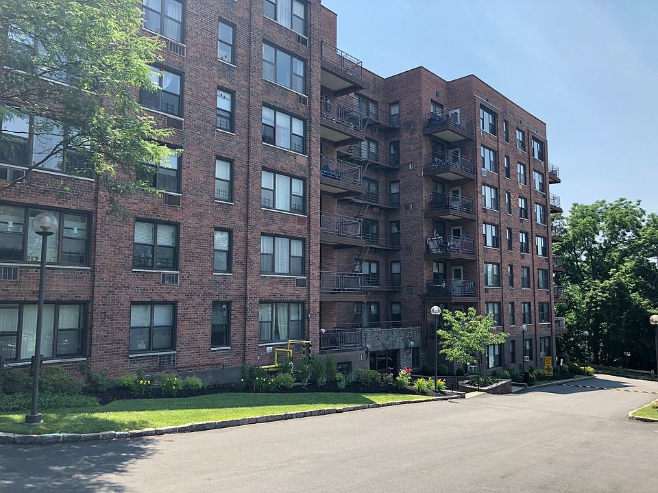 1st image of 121 S Highland Ave APT 5E