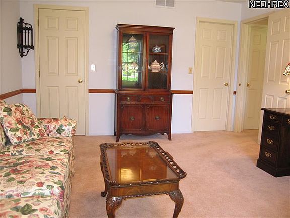 2nd image of 30657 Cambridge Ct W #12