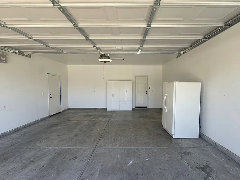 1827 Torino Dr — Photo 14