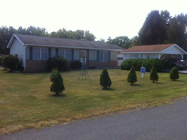 44 Riverview Dr photo 1