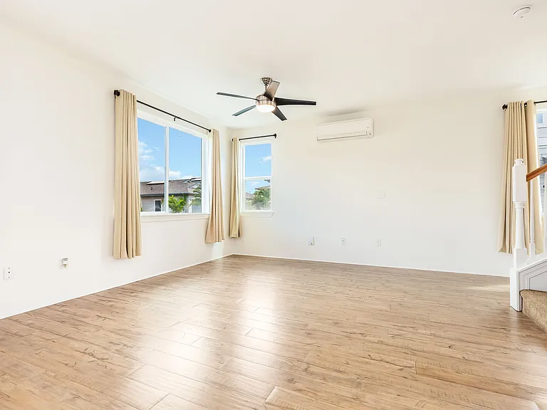 1101 Kukulu St #72 — Photo 15