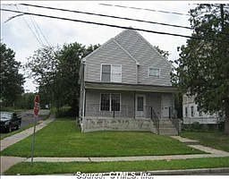 2nd image of 99 Earle St