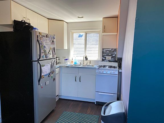 5th image of 1729 N Fairfield Ave #4