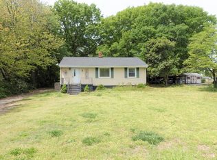 213 Donnan Rd, Taylors, SC 29687