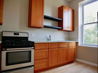 2121 S Ashland Ave #2R, Chicago, IL 60608