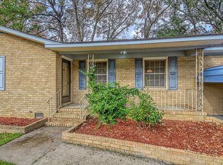 821 Hitching Post Rd, Charleston, SC 29414