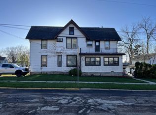 219 W Maple Ave, Beaver Dam, WI 53916