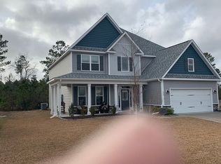 220 Southern Dunes Dr, Maple Hill, NC 28454