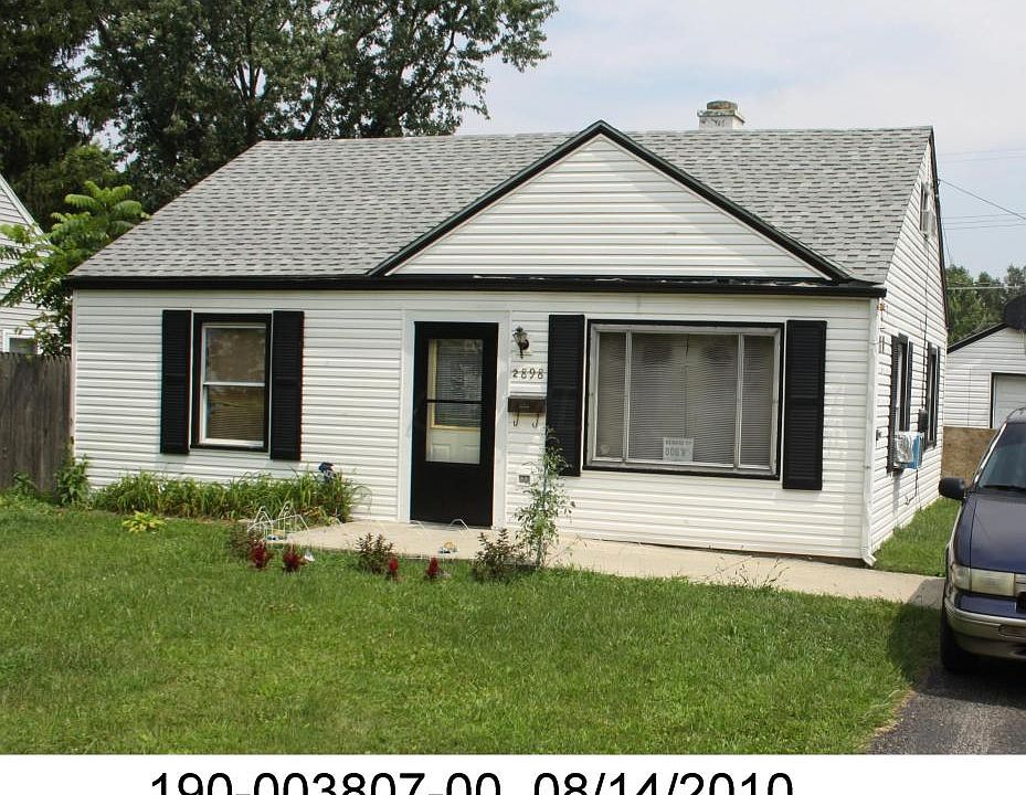 1st image of 2898 Woodland Ave
