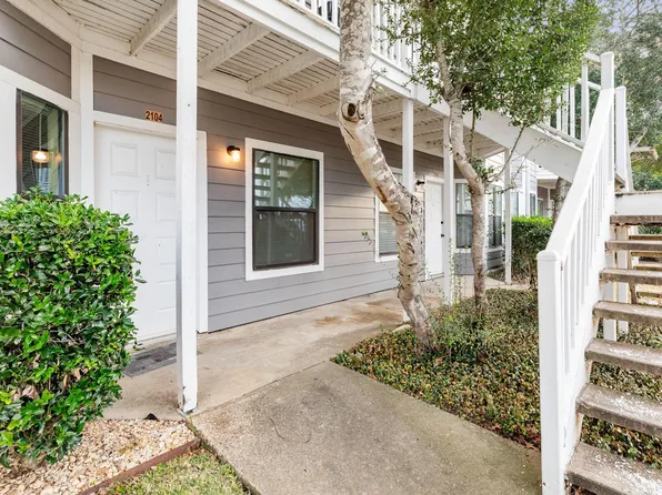 4441 Old College Rd APT 2104, Bryan, TX 77801