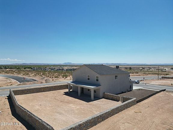 5th image of 1800 Pedro Pl