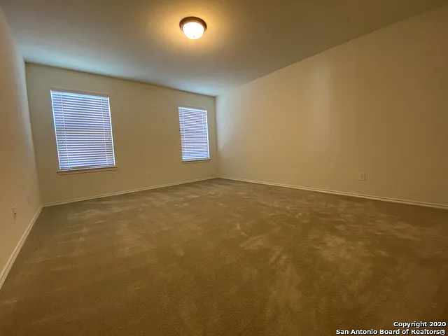 20228 Jove Oak — Photo 32