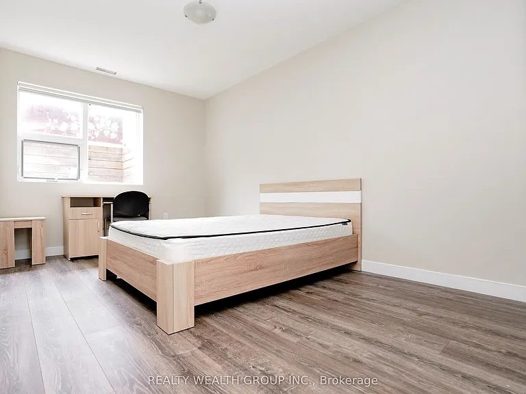 288 Albert St #113 — Photo 13