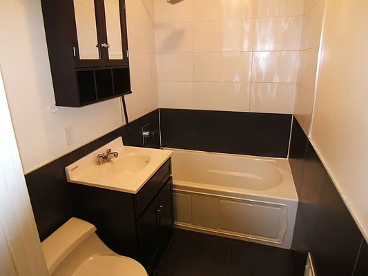 Rented by Zumper Inc | media 34