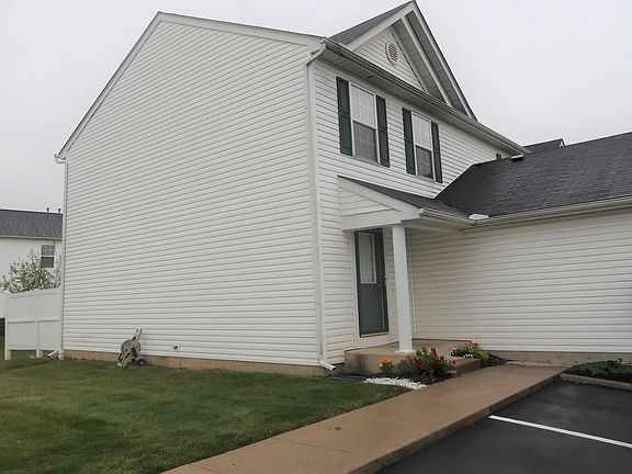 3rd image of 6083 Brice Park Dr #14A