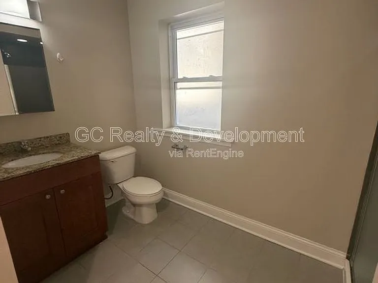 2061 W Fargo Ave #2 — Photo 7