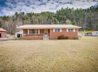 2915 Temple Hill Rd, Erwin, TN 37650