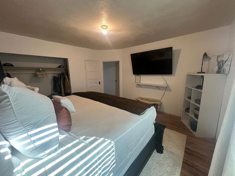 884 FM 3329 — Photo 22