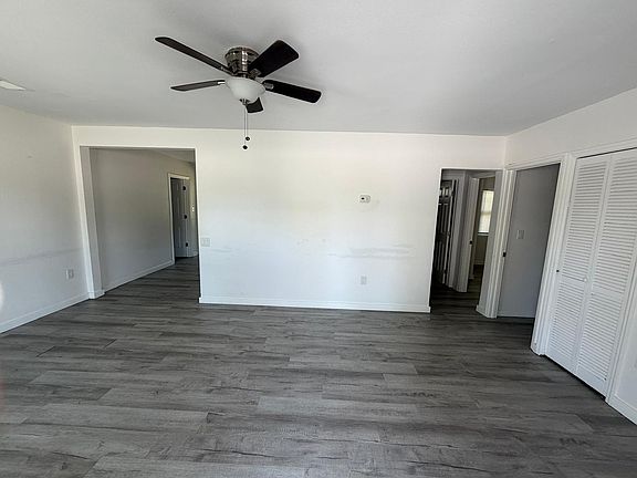 4th image of 20 Laurel Rd E