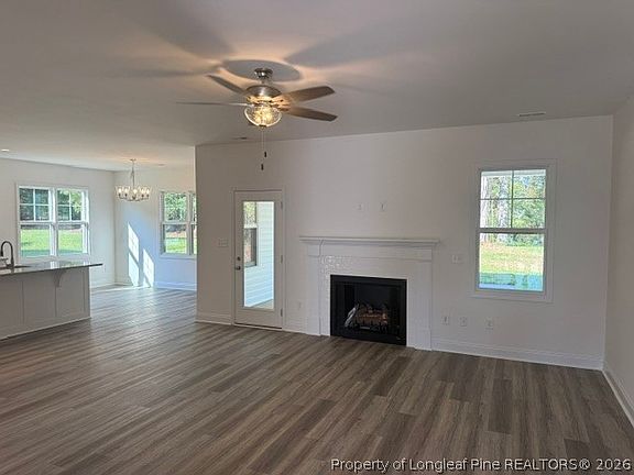 4th image of 199 Waters Edge Dr