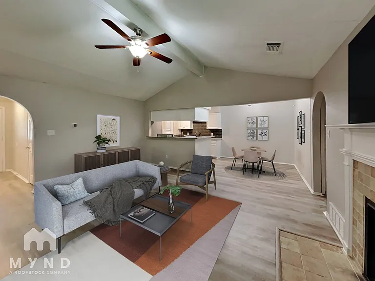1509 Brook Forest Dr — Photo 1