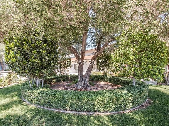 4th image of 6702 Redwood Cir