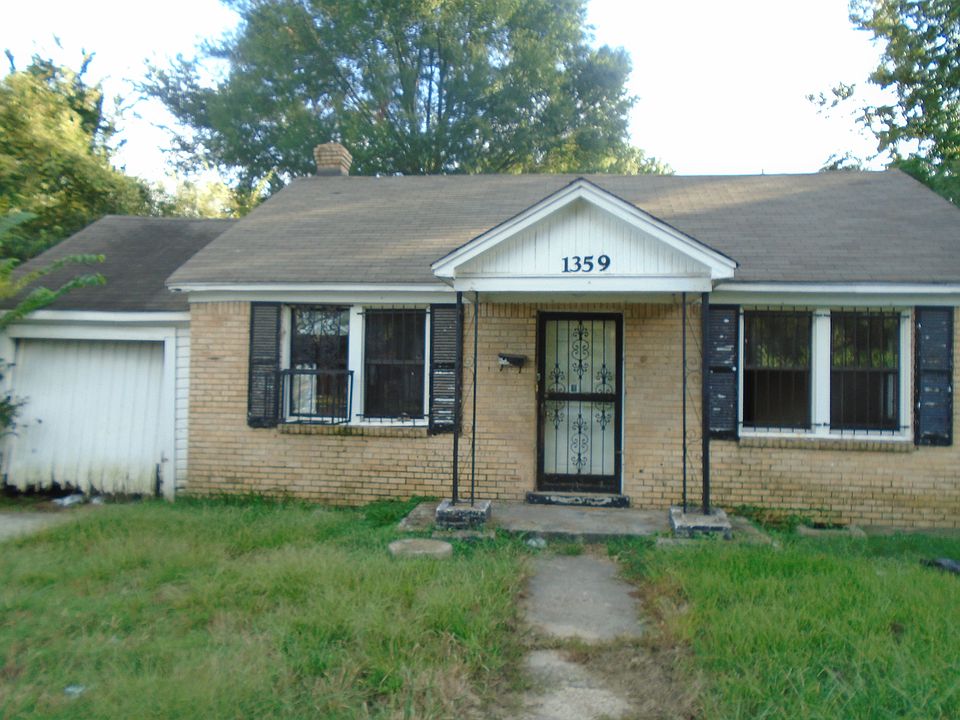 1st image of 1359 S Lexington Cir