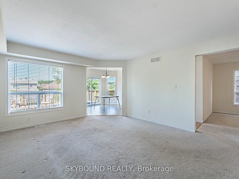 735 Karlsfeld Rd — Photo 14