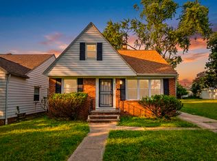5505 South Blvd, Maple Heights, OH 44137