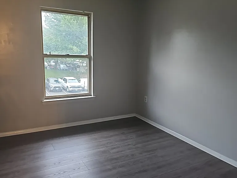 18500 Sweet Autumn Dr #304 — Photo 7