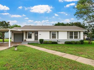 1307 W 5th St, Mc Gregor, TX 76657