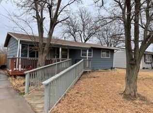 2310 N C St, Garden City, KS 67846
