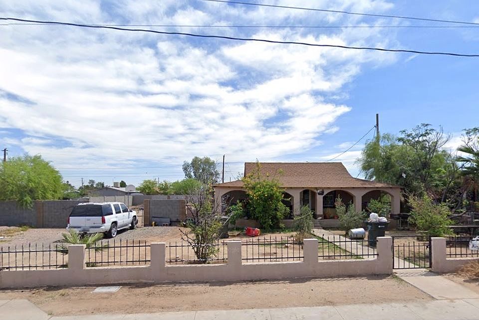 1st image of 5235 S 15th Ave