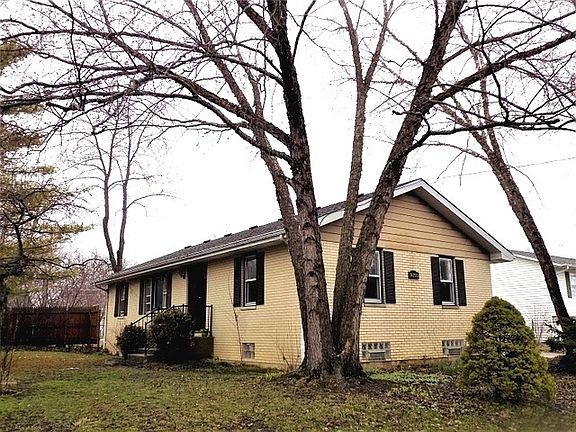 2nd image of 36700 N Prairie View Dr