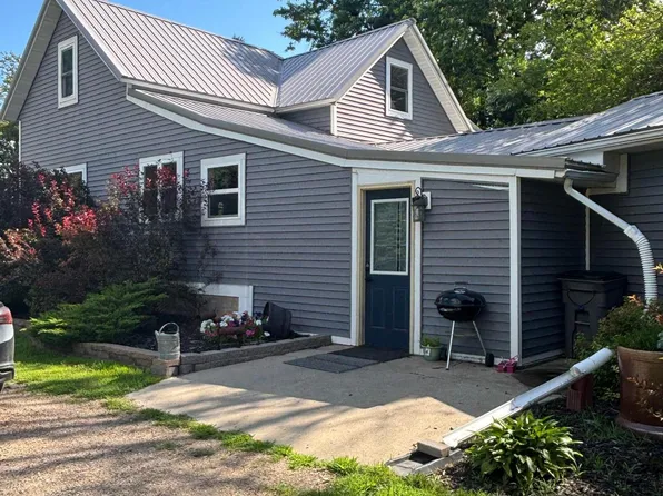 43328 240th St, Morgan, MN 56266